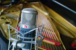 tube microphone gfe1b976e1 640